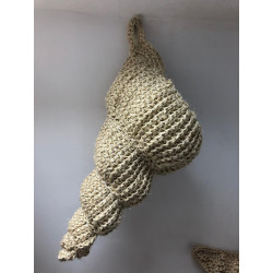 Corbeille coquillage  à suspendre en corde sisal