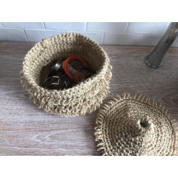 Corbeille avec couvercle en sisal