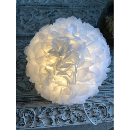 Lampe fleur en papier de soie à poser