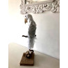 Perroquet en papier mâché et papier de soie
